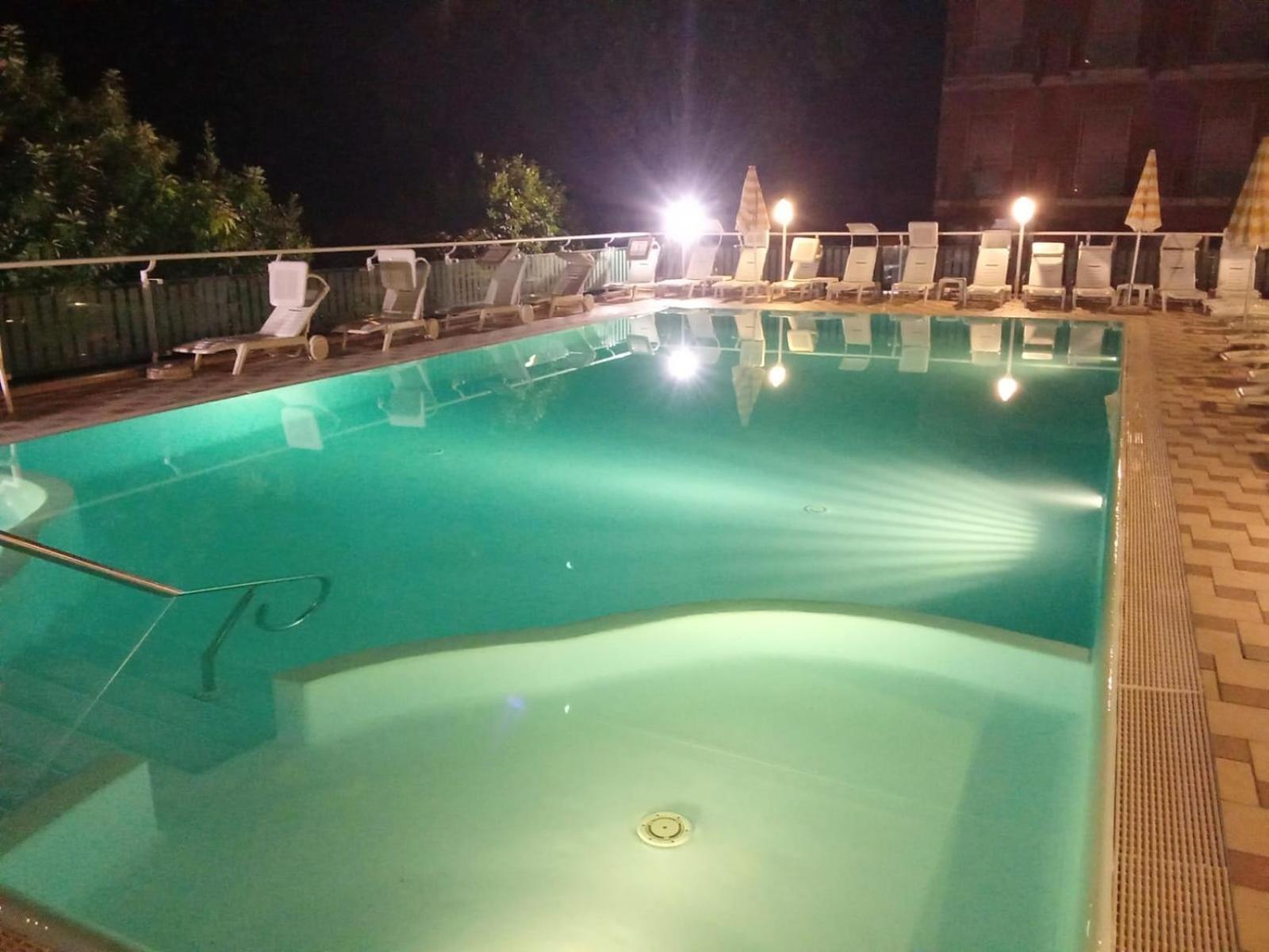 Hotel Santa Martina Villamarina Exteriör bild